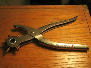 lot 683 image: revolving leather punch