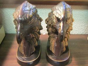 lot 686 image: qty 2 eagle bookends