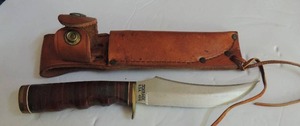 lot 185 image: Schrade - 498 - blade 5 14 - 9 12 long  stacked leather handle