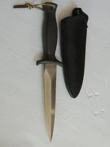 lot 275 image: frost dagger 5 blade 9 long