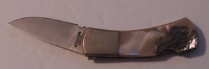 lot 515 image: Vintage Kaber - #2822 stainless - abalone pearl handle 1 78 blade