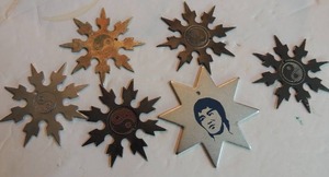 lot 843 image: Throwing Stars - qty 6 bruce lee , acan lee group master