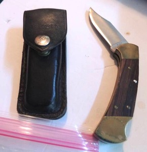 lot 39 image: buck 112 ranger lockback 420 hc steel , blade 3 , 7 long leather holder