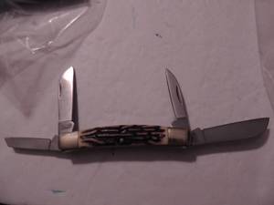 lot 161 image: uncle henry - Schrade - 4uh staglon handle 4 blade - 2 14, 1 34, 2 18, 1 34