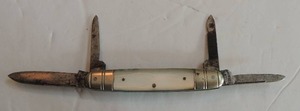 lot 642 image: Vintage Howard Brothers Germany Pearlized POCKET KNIFE , 4 blades - 1 38, 1 14 , 1 14  file knife 1