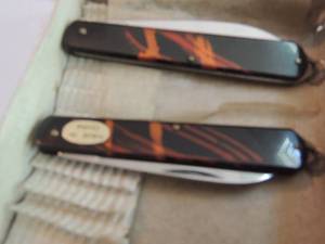 lot 792 image: sword brand pocket knifes qty 2