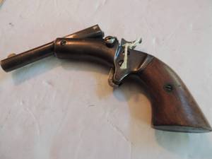 lot 331 image: J. Stevens A7T 22 Derringer tip up #51505 MFG 1896-1916