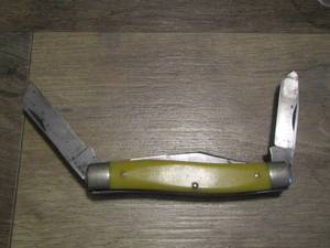lot 597 image: schrade walden multi blade knife 3 78  closed