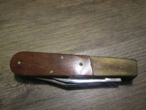 lot 769 image: KA- BAR 1014 multi blade pocket knife 4 closed