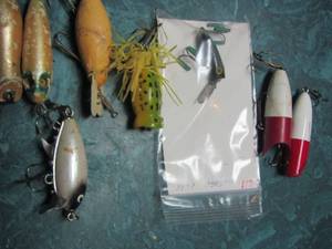 lot 863 image: qty 10 fishing lures