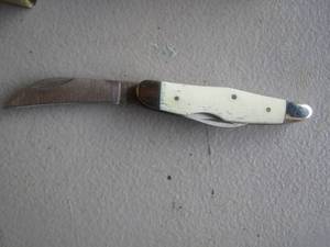 lot 926 image: Frost cultery genuine white bone pocket knife - 2 blade 5 long