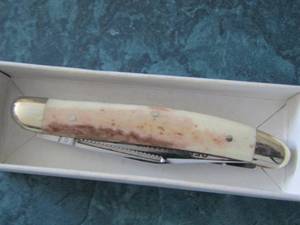 lot 594 image: gentlemans stock knife 2 blades