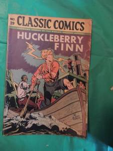 lot 605 image: Classic Comics #19 Huckleberry Finn