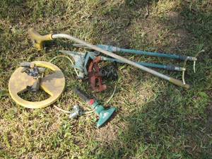 lot 1551 image: yard sprinklers and hand held watering tools
