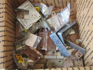 lot 1558 image: corner brackets and door hinges