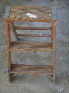 lot 1630 image: 2 step , step ladder