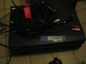 lot 1822 image: jvc vhs player