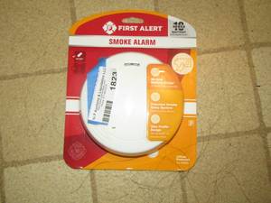 lot 1823 image: first alert smoke alarm new