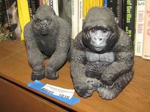 lot 1816 image: 2 gorillas