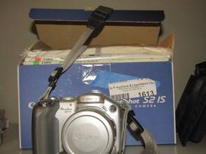 lot 1613 image: canon power shot s2 is