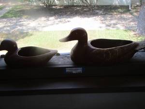 lot 1145 image: duck platters qty 2