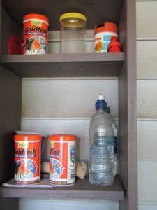 lot 1157 image: fish food and more used