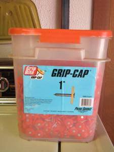 lot 1165 image: 34 of the way full bucket of grip caps 1