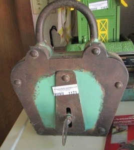 lot 1171 image: vintage lock and key, hide a way box