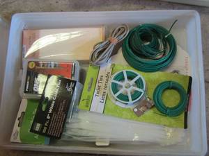 lot 1185 image: 8 white cable ties, twist ties, zip ties and more