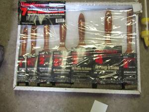 lot 1206 image: 7 pcs paint brush set new