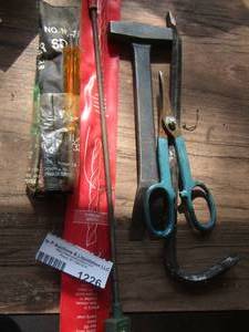 lot 1226 image: tool lot-