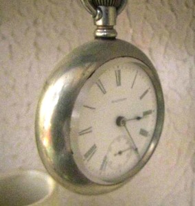 lot 1388 image: silver pocket watch