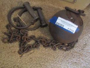 lot 1325 image: ANTIQUE BALL ON SHACKLES