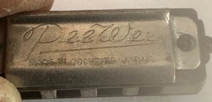 lot 1090 image: PEE WEE Harmonica   4 HOLE  Made in Occupied Japan   1 12