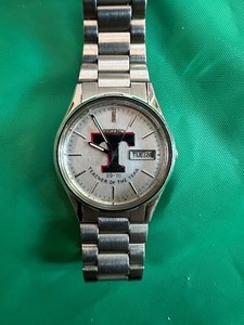 lot 1832 image: Seiko  silver  Teacher of the Year 69-70 watch