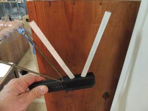 lot 1018 image: the tri angle - knife sharpener