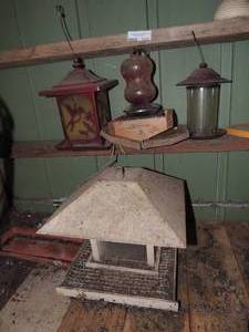 lot 1237 image: SEVERAL BIRD FEEDERS