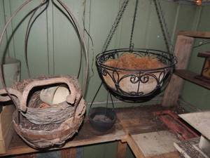 lot 1236 image: HANGING BASKETS ...