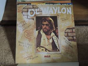 lot 1310 image: Waylon Jennings albums