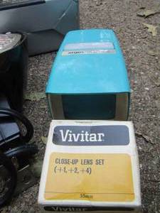 lot 1670 image: Vivitar lens set, camera flash light, Argus lens