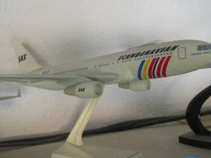 lot 1870 image: Scandinavian model airplane