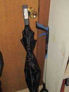 lot 1851 image: umbrella and a grabber