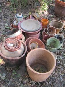 lot 1908 image: various size planter pots