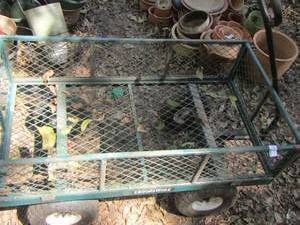 lot 1913 image: garden cartwagon with handle