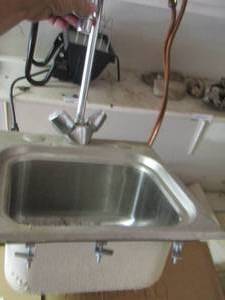 lot 1924 image: small shop sink