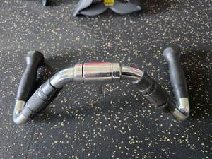 lot 34 image: CAP Barbell Multi-Exercise Bar w Rubber Grips & Revolving Hanger