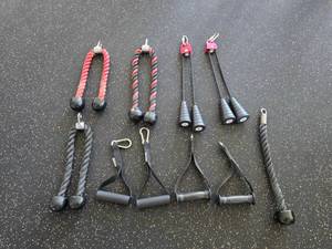 lot 38 image: Lot of Misc Tricep Ropes