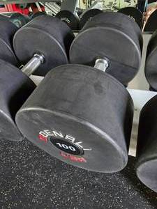 lot 69 image: Denali USA Pro Style Urethan Dembbell, 100lbs