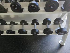 lot 80 image: Set of 5 Denali USA Pro Style Urethane Dumbbells.  Includes 1 of Each Dumbbell 5lb, 10lb, 15lb, 20lb & 25lb