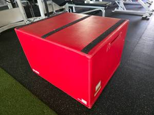 lot 96 image: UCS G2 PlyoSafe 24 Plyo Box